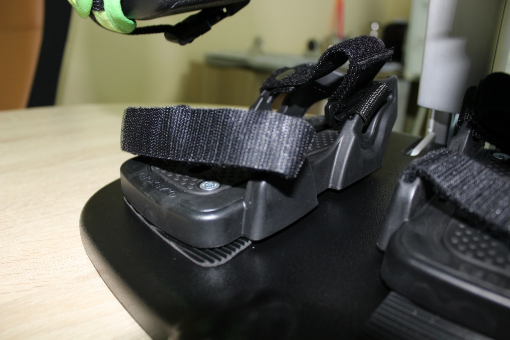 Вертикализатор Сквигглз_подножка_сандалики.JPG